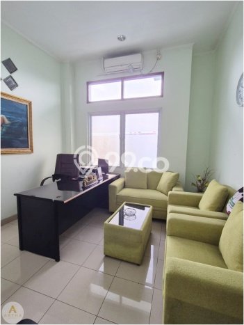Unit Ruko Dijual di Bandung LT 220m2 & LB 440m2 Unit Ruko Dijual di Bandung LT 220m2 & LB 440m2