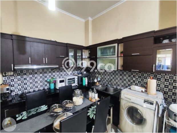 Rumah Modern Minimalis 5 Kamar Bisa Langsung Pindah di Antapani Rumah Modern Minimalis 5 Kamar Bisa Langsung Pindah di Antapani