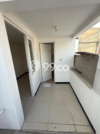 Rumah Modern 2 KT di Taman Kopo Indah Bandung Unfurnished Rumah Modern 2 KT di Taman Kopo Indah Bandung Unfurnished