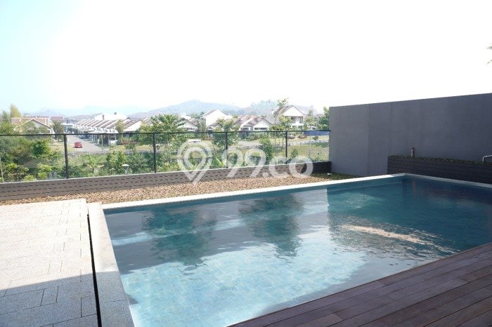Ready to Use! Luxury House LT 498m2 Desain Elegan di Kota Baru Parahyangan Ready to Use! Luxury House LT 498m2 Desain Elegan di Kota Baru Parahyangan