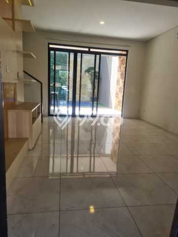 For Sale! Luxury House LT 136m2 Desain Elegan di Kota Baru Parahyangan For Sale! Luxury House LT 136m2 Desain Elegan di Kota Baru Parahyangan