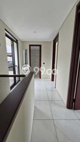 Rumah Luxury Modern Tanpa Renovasi di Kota Baru Parahyangan Bandung Rumah Luxury Modern Tanpa Renovasi di Kota Baru Parahyangan Bandung