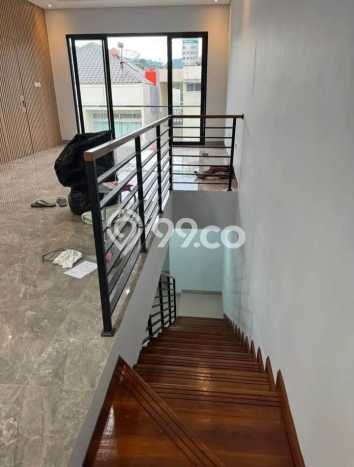Siap Huni Rumah Mewah 4 Kamar di Coblong Dekat ke Mana Pun Siap Huni Rumah Mewah 4 Kamar di Coblong Dekat ke Mana Pun