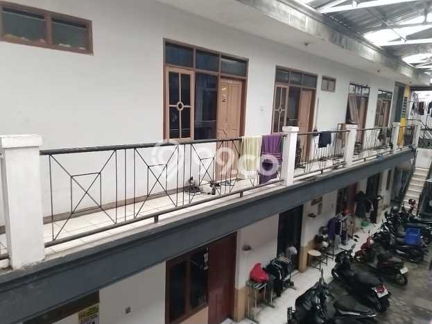 Dijual Kost Strategis di Antapani, Bandung 10 KT, 10 KM, Luas Bangunan 244m2 Dijual Kost Strategis di Antapani, Bandung 10 KT, 10 KM, Luas Bangunan 244m2