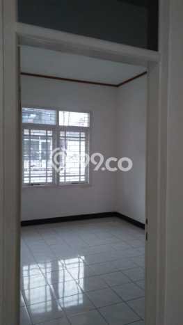 Rumah Disewakan Bandung LT 250m2 LB 175m2 Kawasan Cijagra Rumah Disewakan Bandung LT 250m2 LB 175m2 Kawasan Cijagra