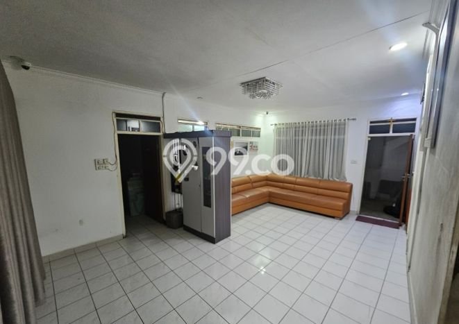 Dijual Hunian Rumah Terawat 3 Kamar di Gatot Subroto, Bandung Dijual Hunian Rumah Terawat 3 Kamar di Gatot Subroto, Bandung