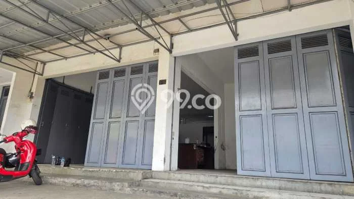 Ruko untuk disewa di Cimahi Utara punya LT 234m2 & LB 154m2 harga sewa kompetitif Ruko untuk disewa di Cimahi Utara punya LT 234m2 & LB 154m2 harga sewa kompetitif