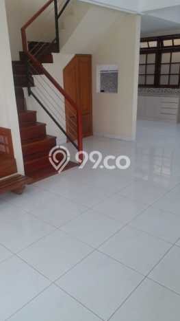 Hunian Mewah Dijual LT 270m2 di Cidadap, Bandung Hunian Mewah Dijual LT 270m2 di Cidadap, Bandung