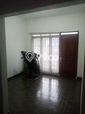 Rumah Elit LB 300m2 Siap Huni Desain Elegan di Parongpong, Bandung Rumah Elit LB 300m2 Siap Huni Desain Elegan di Parongpong, Bandung