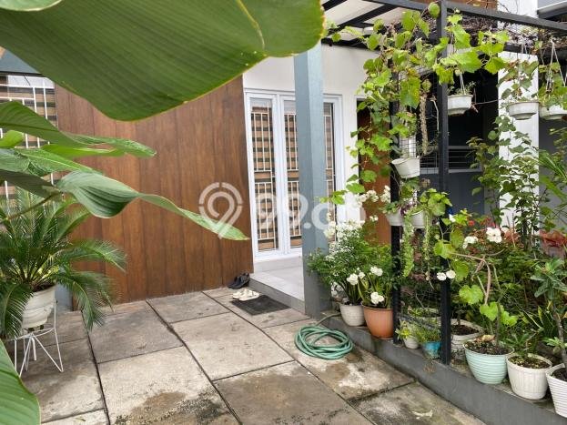 Jual Rumah Eksklusif 3 KT di Taman Kopo Indah, Bandung Jual Rumah Eksklusif 3 KT di Taman Kopo Indah, Bandung