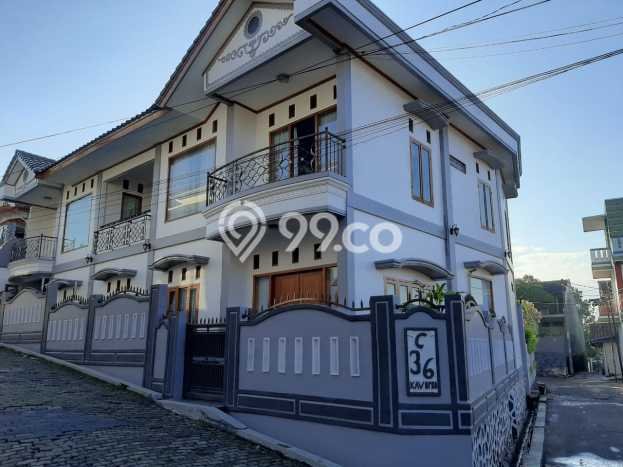 Rumah Luxury Modern Siap Huni di Ciwaruga Bandung Rumah Luxury Modern Siap Huni di Ciwaruga Bandung
