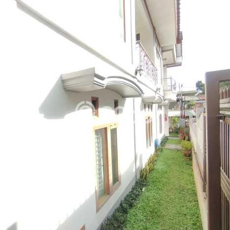 Rumah Luxury Modern Siap Huni di Ciwaruga Bandung Rumah Luxury Modern Siap Huni di Ciwaruga Bandung