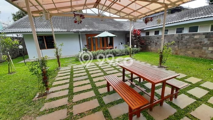 Vila Kawasan , Luas 800m2m², Cocok untuk beragam keperluan Vila Kawasan , Luas 800m2m², Cocok untuk beragam keperluan