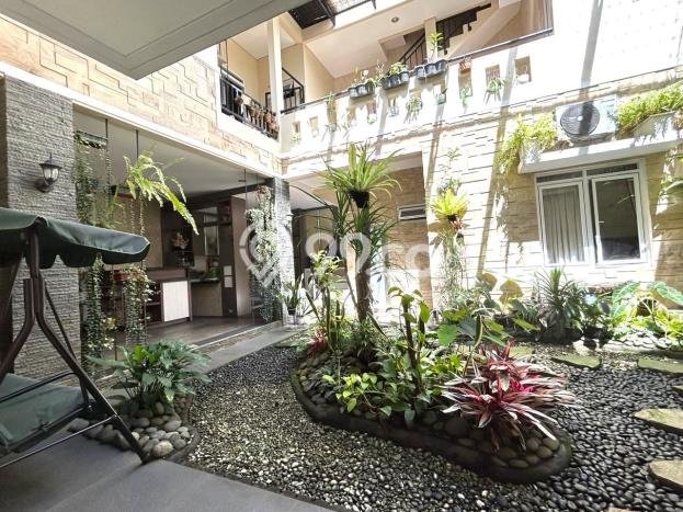 Hunian Elit LB 260m2 Siap Huni Desain Elegan di Kota Baru Parahyangan, Bandung Hunian Elit LB 260m2 Siap Huni Desain Elegan di Kota Baru Parahyangan, Bandung