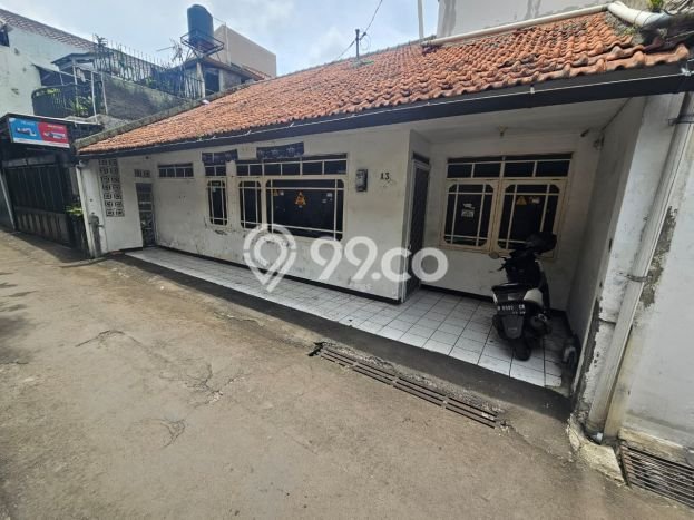 Dijual Hunian Rumah Terawat 3 Kamar di Gatot Subroto, Bandung Dijual Hunian Rumah Terawat 3 Kamar di Gatot Subroto, Bandung