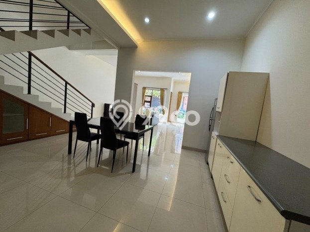 Dijual Rumah Mewah Exclusive di Sukasari, Bandung Dijual Rumah Mewah Exclusive di Sukasari, Bandung