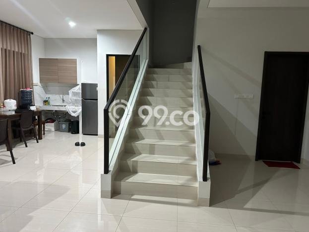 Disewakan! Rumah 2 Kamar Tidur &
2 Kamar Mandi di Summarecon Bandung, Bandung Disewakan! Rumah 2 Kamar Tidur &
2 Kamar Mandi di Summarecon Bandung, Bandung