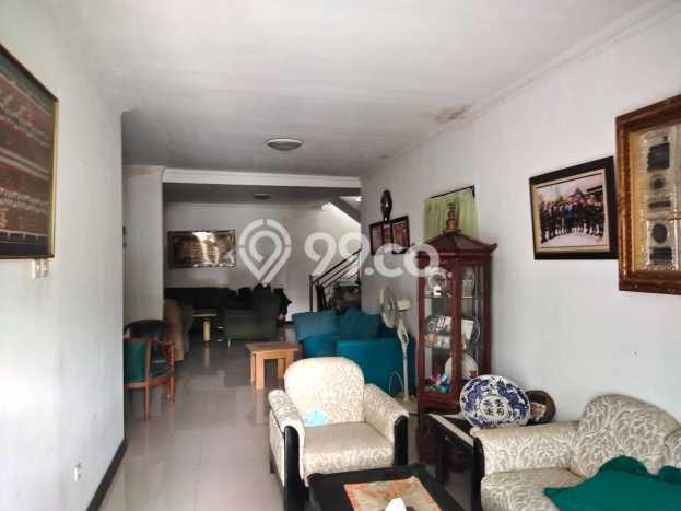 Jual Rumah Strategis Bagus Punya 4 KT di Antapani Bandung SHM Jual Rumah Strategis Bagus Punya 4 KT di Antapani Bandung SHM