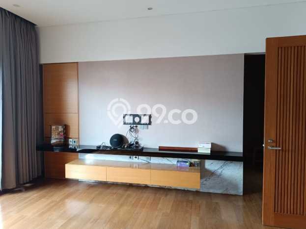 Hunian Elit LB 400m2 Siap Huni Desain Elegan di Gatot Subroto, Bandung Hunian Elit LB 400m2 Siap Huni Desain Elegan di Gatot Subroto, Bandung