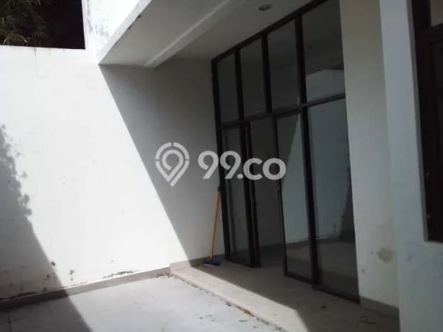 Disewakan! Rumah 2 Kamar Tidur &
2 Kamar Mandi di Geger Kalong, Bandung Disewakan! Rumah 2 Kamar Tidur &
2 Kamar Mandi di Geger Kalong, Bandung