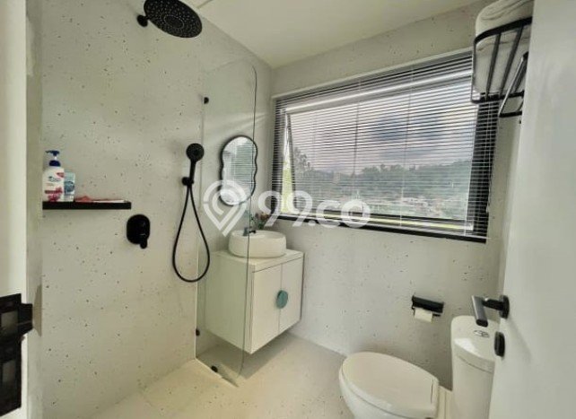 Jual Rumah Eksklusif 2 KT di Dago, Bandung Jual Rumah Eksklusif 2 KT di Dago, Bandung