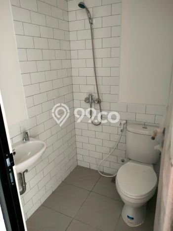 Disewakan! Rumah 3 Kamar Tidur &
3 Kamar Mandi di Lippo Karawaci, Tangerang Disewakan! Rumah 3 Kamar Tidur &
3 Kamar Mandi di Lippo Karawaci, Tangerang