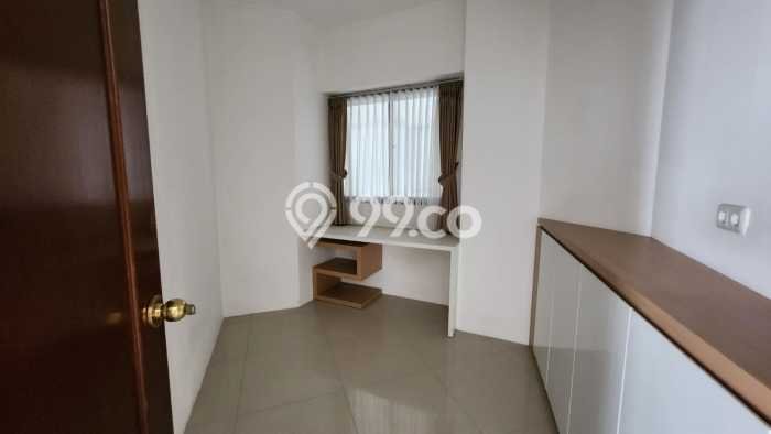 Sewa Apartemen Terjangkau 3 BR di Lippo Karawaci Tangerang Sewa Apartemen Terjangkau 3 BR di Lippo Karawaci Tangerang