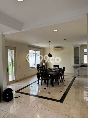 Rumah sewa siap pakai 4 Kamar Tidur di Lippo Karawaci, Tangerang Rumah sewa siap pakai 4 Kamar Tidur di Lippo Karawaci, Tangerang