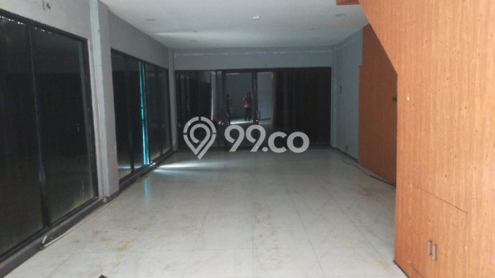 FOR SALE! Ruko di Kebayoran Baru Jakarta Selatan, LT 103m2, LB 250m2 FOR SALE! Ruko di Kebayoran Baru Jakarta Selatan, LT 103m2, LB 250m2
