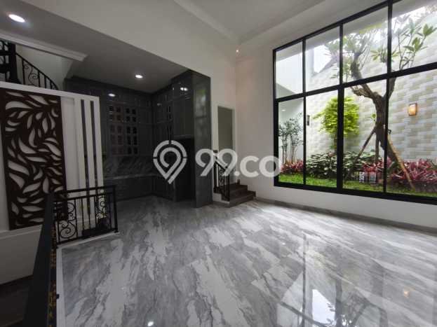 Rumah Elit LB 360m2 Siap Huni Desain Elegan di Bintaro, Tangerang Selatan Rumah Elit LB 360m2 Siap Huni Desain Elegan di Bintaro, Tangerang Selatan