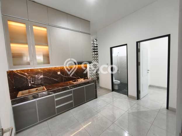 Dijual Rumah Mewah Elegan Dengan View Eksklusif di Bintaro, Tangerang Selatan Dijual Rumah Mewah Elegan Dengan View Eksklusif di Bintaro, Tangerang Selatan