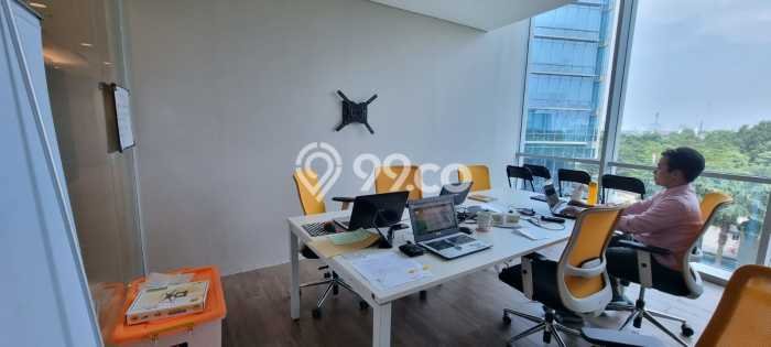LOKASI PREMIUM! Kantor Kawasan , Luas 28m2m², Jalan Strategis LOKASI PREMIUM! Kantor Kawasan , Luas 28m2m², Jalan Strategis