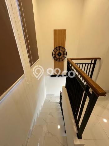 Rumah Modern Minimalis 3 Kamar Siap Huni di Pamulang Rumah Modern Minimalis 3 Kamar Siap Huni di Pamulang