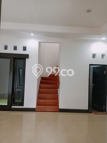 For Sale! Luxury House LT 119m2 Desain Modern di Kalibata For Sale! Luxury House LT 119m2 Desain Modern di Kalibata