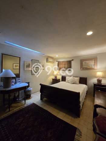 For Sale! Luxury House LT 540m2 Desain Modern di Kemang For Sale! Luxury House LT 540m2 Desain Modern di Kemang