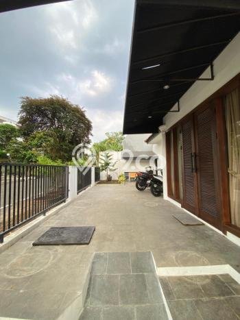 Hunian Eksklusif Siap Huni LT 280m2 di Ciputat Timur, Tangerang Selatan Hunian Eksklusif Siap Huni LT 280m2 di Ciputat Timur, Tangerang Selatan