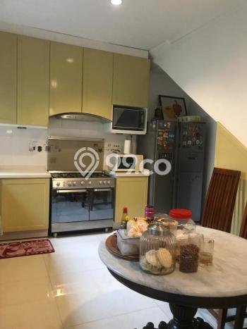 Best Deal Hunian Premium Ideal dan Luas di Ciputat, Tangerang Selatan Best Deal Hunian Premium Ideal dan Luas di Ciputat, Tangerang Selatan