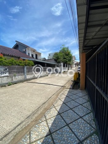 Rumah Modern 5 Kamar LT 297m2 di Pondok Cabe Rumah Modern 5 Kamar LT 297m2 di Pondok Cabe