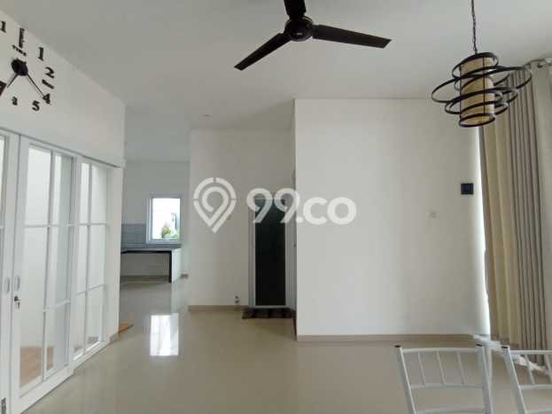 Lokasi strategis! Rumah siap pakai disewakan di Kartosuro LB 160m2 Lokasi strategis! Rumah siap pakai disewakan di Kartosuro LB 160m2