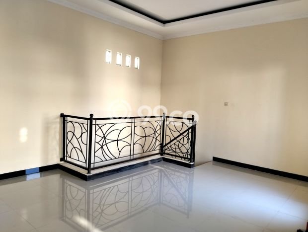 Rumah Cantik Siap Pakai Di Kartosuro Luas 90m2 Aman Rumah Cantik Siap Pakai Di Kartosuro Luas 90m2 Aman