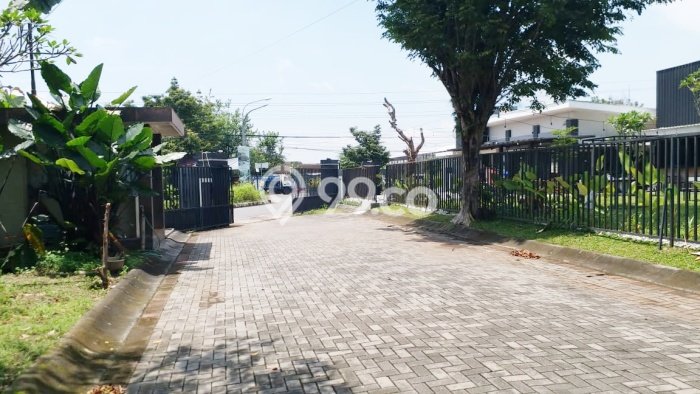 Disewakan Segera Rumah Kondisi Bagus di Area Colomadu, Solo Disewakan Segera Rumah Kondisi Bagus di Area Colomadu, Solo