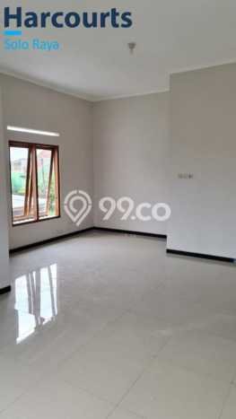 Hunian Impian Modern! Rumah Mewah area Sukoharjo, Sukoharjo, Luas 105m² LB 165m² Hunian Impian Modern! Rumah Mewah area Sukoharjo, Sukoharjo, Luas 105m² LB 165m²