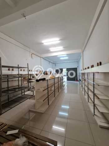 Ruko Dijual di Sukoharjo LT 132m2, LB 168m2 untuk Investasi Ruko Dijual di Sukoharjo LT 132m2, LB 168m2 untuk Investasi