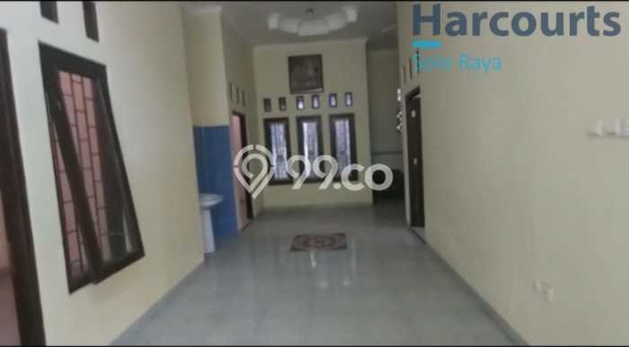 HARGA TERBAIK! Rumah Berkualitas area Jebres, LT 169m² LB 150m² HARGA TERBAIK! Rumah Berkualitas area Jebres, LT 169m² LB 150m²