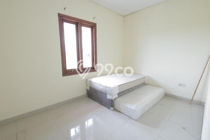 BEST DEAL! Rumah Nyaman area Colomadu, LT 180m² Bangunan 180m² BEST DEAL! Rumah Nyaman area Colomadu, LT 180m² Bangunan 180m²