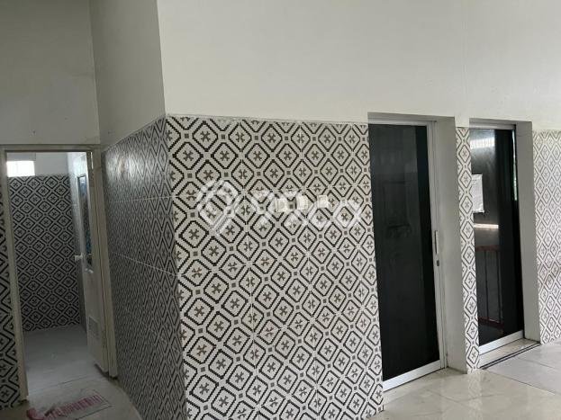 Rumah Modern 6 Kamar Terawat di Kompleks Cluster Tawangmangu, Solo Rumah Modern 6 Kamar Terawat di Kompleks Cluster Tawangmangu, Solo