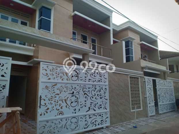 PROMO TERBATAS! Rumah Premium di Jajar, Solo, LT 160m² Bangunan 260m² PROMO TERBATAS! Rumah Premium di Jajar, Solo, LT 160m² Bangunan 260m²