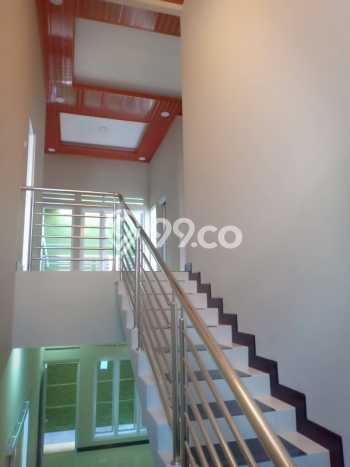 PROMO TERBATAS! Rumah Premium di Jajar, Solo, LT 160m² Bangunan 260m² PROMO TERBATAS! Rumah Premium di Jajar, Solo, LT 160m² Bangunan 260m²