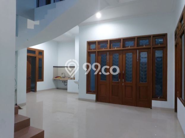 Disewakan Rumah Konsep Modern di Manahan Solo dengan 21 Kamar Disewakan Rumah Konsep Modern di Manahan Solo dengan 21 Kamar