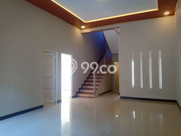 Rumah Siap Pakai di Banjarsari, Solo, LT 185m² LB 300m² Rumah Siap Pakai di Banjarsari, Solo, LT 185m² LB 300m²